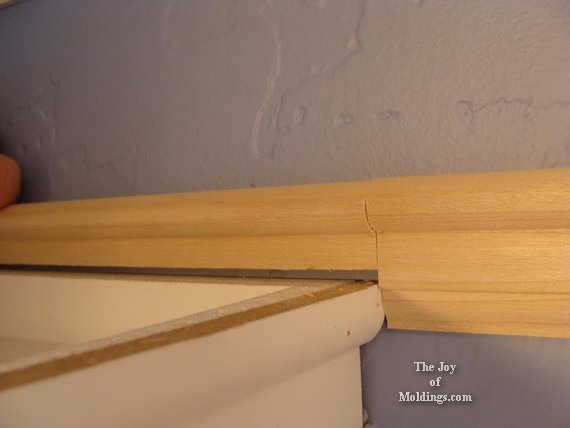 how-to-install-picture-rail-108-for-about-0-96-ft-the-joy-of-moldings